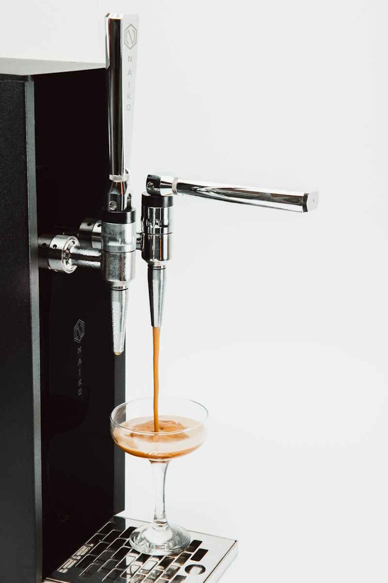 Naiko Ralebala Nitro Espresso Martini | Perfekte Crema & Speed | Naiko Drinks